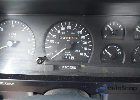 1992 Dodge Dakota z USA, uszkodzony, nr VIN 1B7GG23XXNS680516